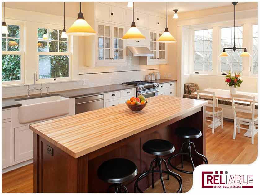 Kitchen Island or Peninsula: Which One Should You Choose?
